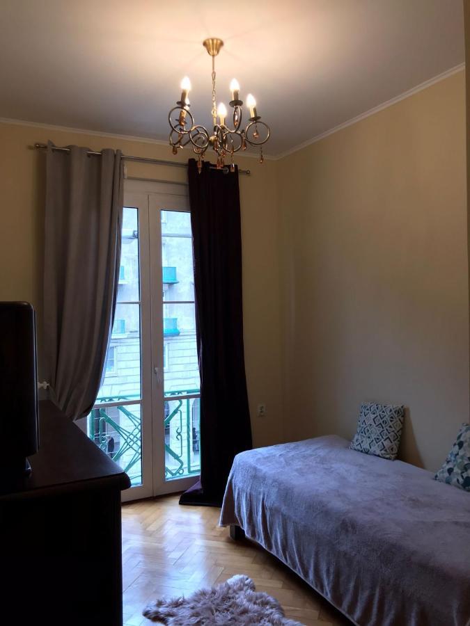 Stylowy Apartament W Centrum Breslavia Exterior foto